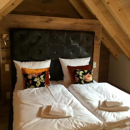 Lindenone Ferienhaus Windesheim