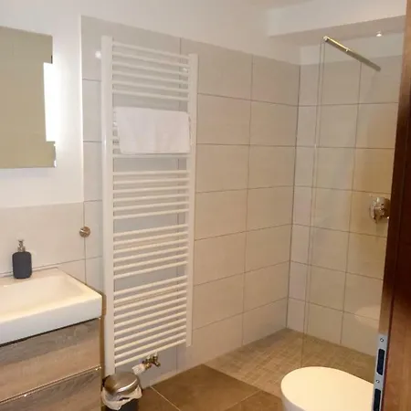 度假居 Lindenone Windesheim