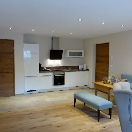 Holiday home Lindenone
