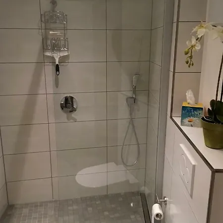 Lindenone 度假居 *